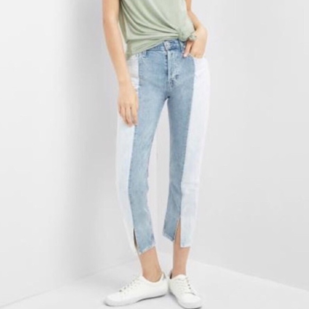 GAP • Two Tone Super High Rise Cuff Splice Jeans - Picture 4 of 16